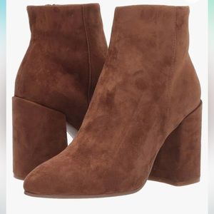 Steve Madden Women's Therese Brown Suede Boot Fits